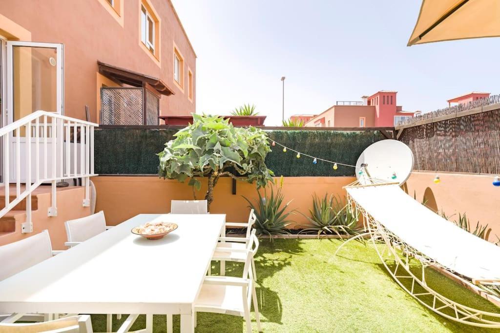 Las Dunas Corralejo Home With Swimming Pool Εξωτερικό φωτογραφία