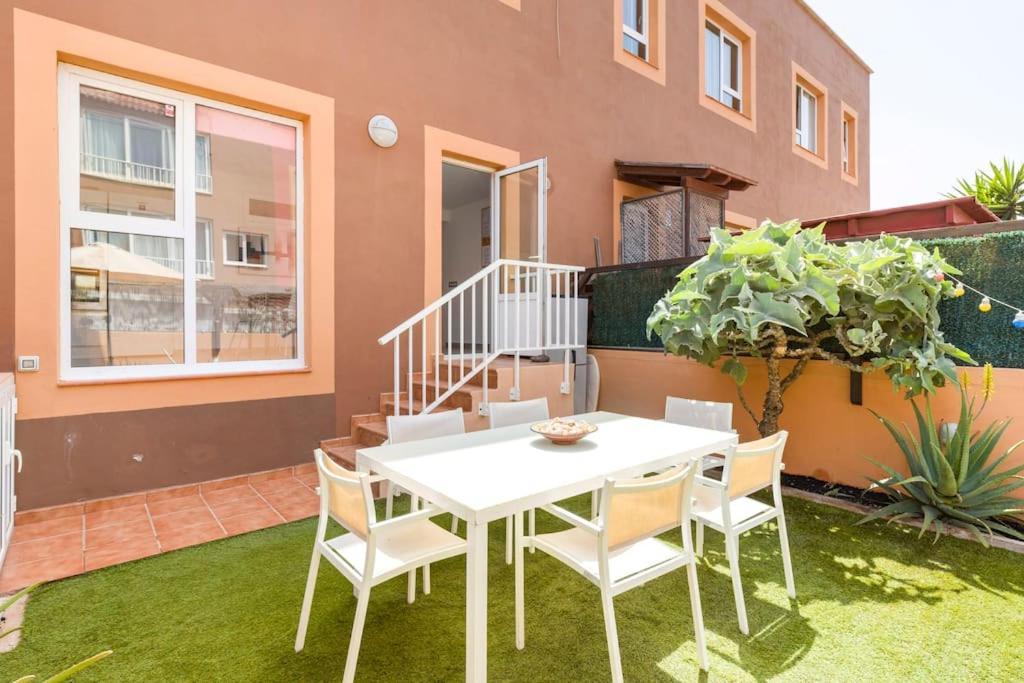 Las Dunas Corralejo Home With Swimming Pool Εξωτερικό φωτογραφία
